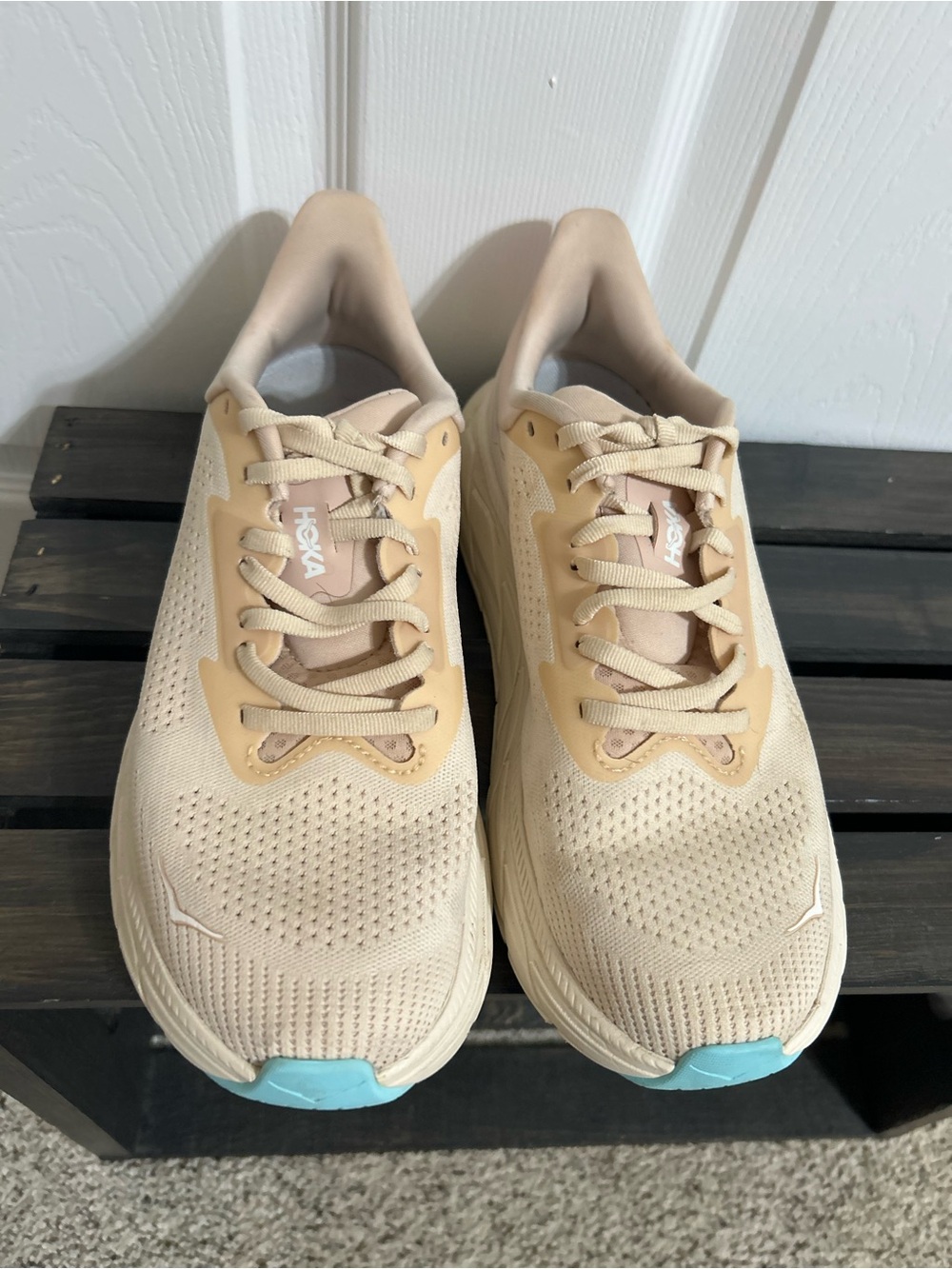 Hoka Arahi 7 Stability Women’s Running Shoes Sz 8.5 Vanilla/Cream Colorway - Picture 3 of 7